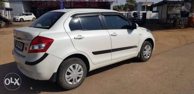 Maruti Suzuki Swift Dzire vxi cng  Kms  year