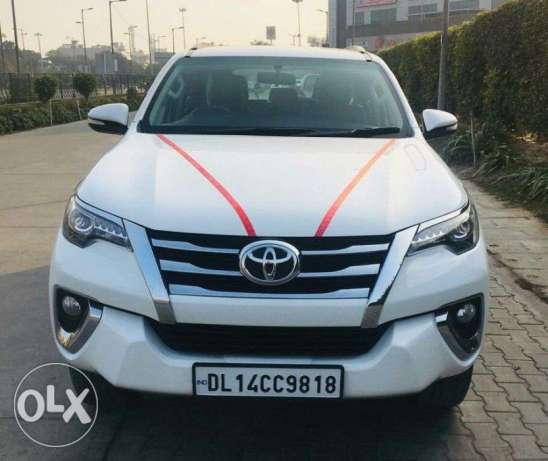 Toyota Fortuner 2.8 4x4 At, , Diesel