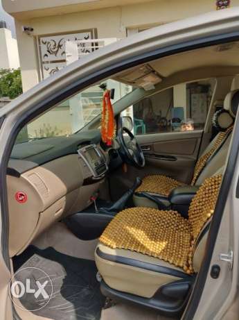  Toyota Innova diesel  Kms