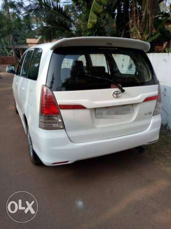  Toyota Innova diesel  Kms