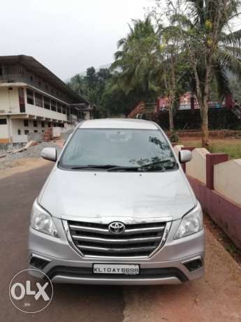  Toyota Innova diesel  Kms