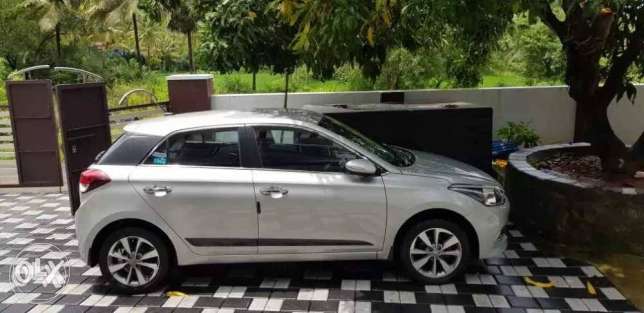 Hyundai Elite I20 diesel 61 Kms  year