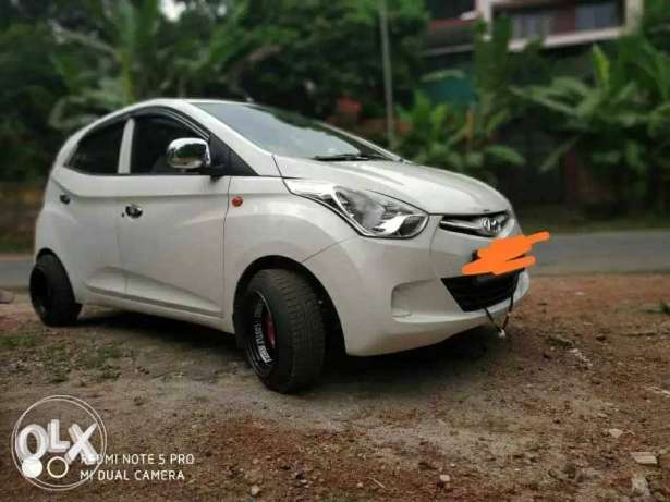  Hyundai Eon petrol  Kms