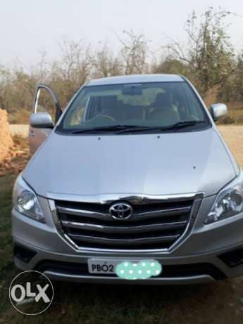  Toyota Innova diesel  Kms