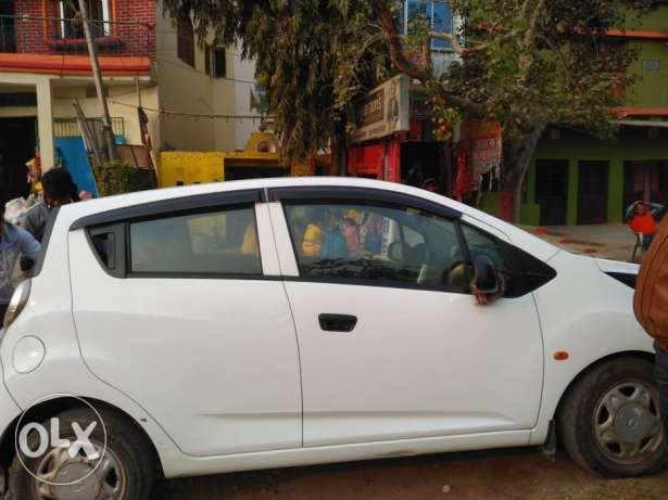  Chevrolet Beat petrol  Kms