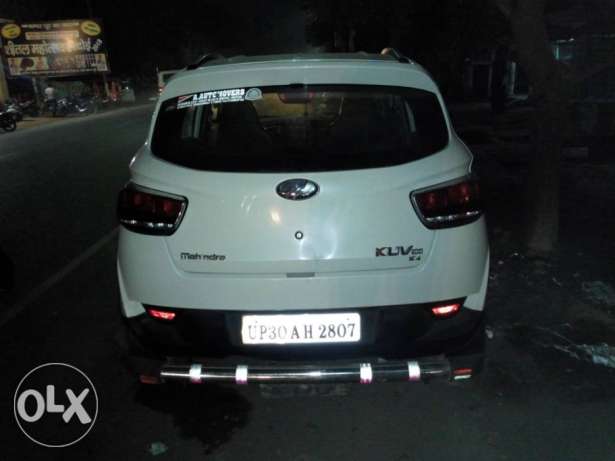  Mahindra Kuv 100 diesel  Kms