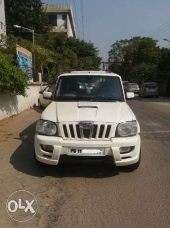 Mahindra Scorpio Vlx 2wd Airbag At Bs-iv, , Diesel