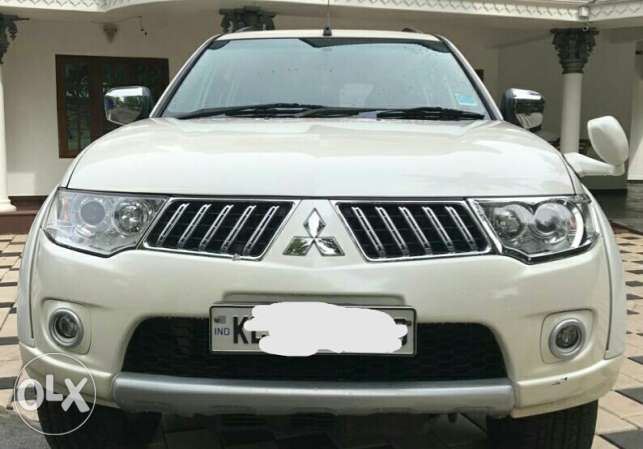 Mitsubishi Pajero Sport diesel  Kms  year