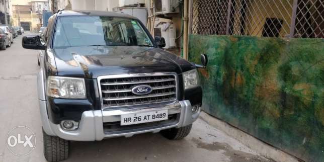  Ford Endeavour diesel Thunder Plus 4*4 MT