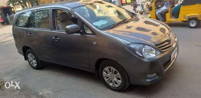 Toyota Innova 2.5 G 8 Str Bs-iii, , Diesel