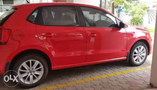 Volkswagen Polo highline petrol  Kms  year