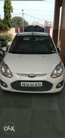 Ford Figo Celebration Edition Petrol, , Petrol