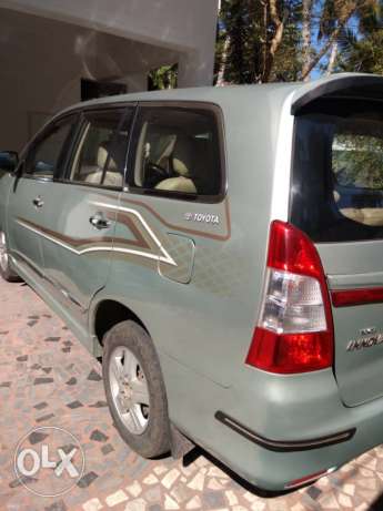  Toyota Innova diesel  Kms