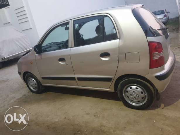  Hyundai Santro cng  Kms