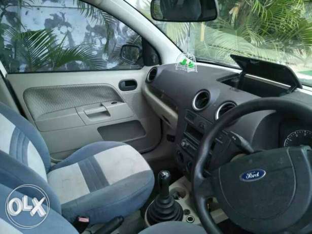 Ford Fusion petrol  Kms  year power windows, power