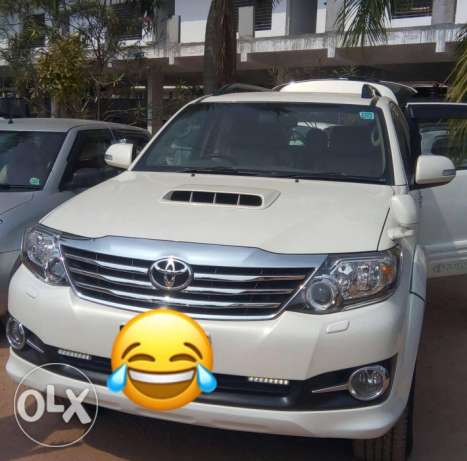  Toyota Fortuner Automatic 5 speed diesel  Kms