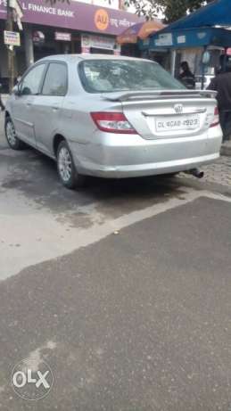 (fix price)Honda City Zx cng  Kms  year with 5allow