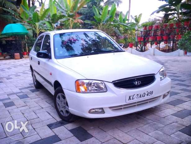 Good Condition Hyundai Accent For Rs.1 Lakh call: 