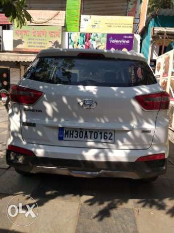 Selling of Creta Car 1.4 CRDI