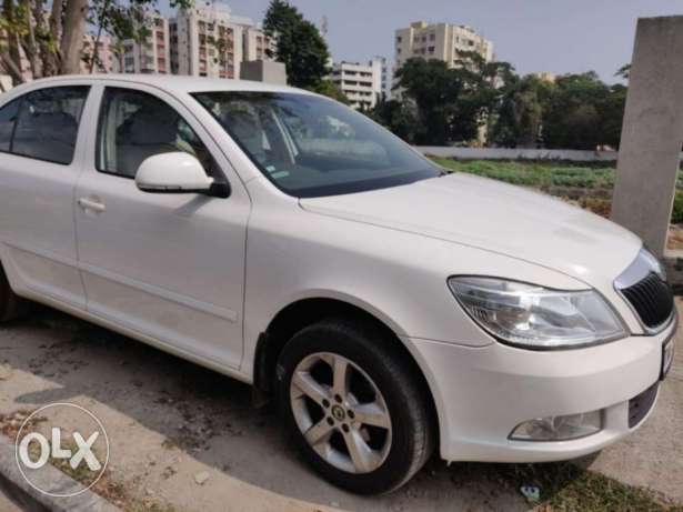 Skoda Laura Ambition 2.0 Tdi Cr Mt, , Diesel