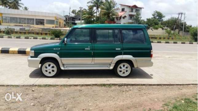 Toyota Qualis GS G model good condition single owner