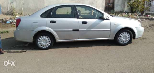  Chevrolet Optra petrol  Kms