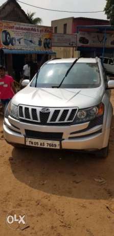 Mahindra Xuv500 W, Petrol