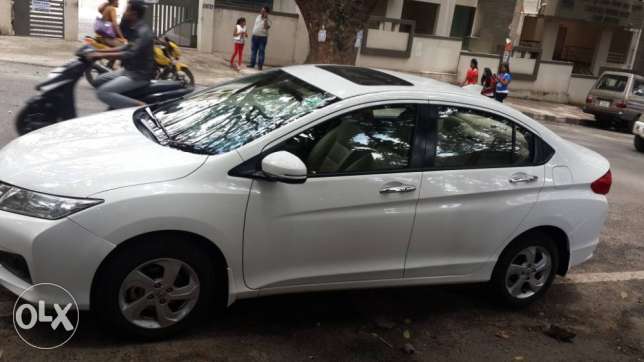 Excellent Condition Honda City VX MT with Sunroof (Top end)