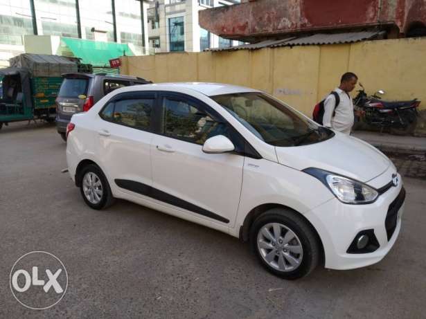  Hyundai Xcent SXo petrol  Kms, Imint condition,