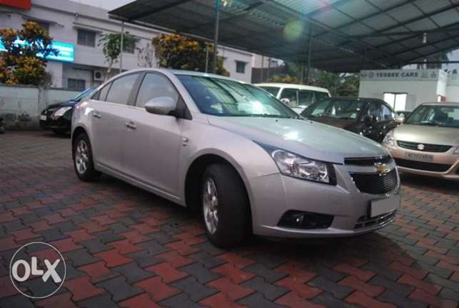  Chevrolet Cruze diesel  Kms