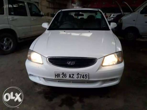  Hyundai Accent cng  Kms