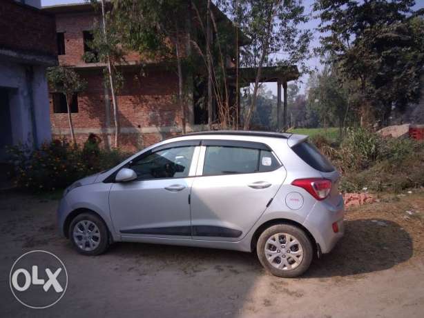  Hyundai Grand I10 petrol  Kms