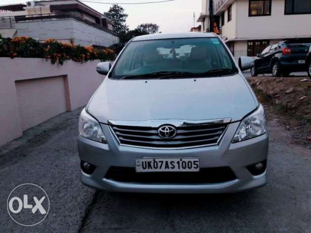 Toyota Innova 2.0 V, , Diesel