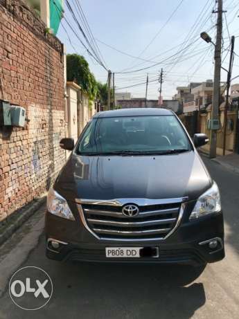  Toyota Innova diesel  Kms