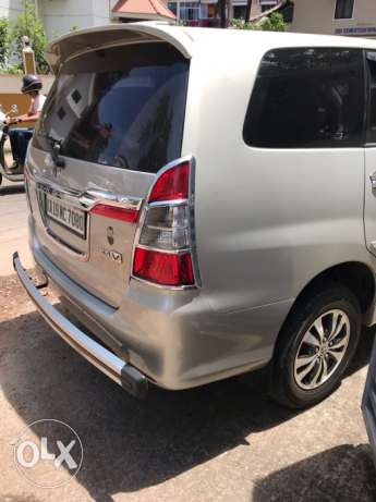  Toyota Innova diesel  Kms