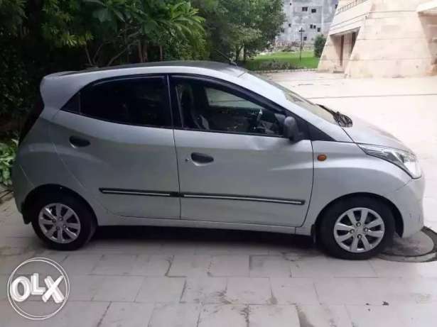  Hyundai Eon Megan petrol  Kms