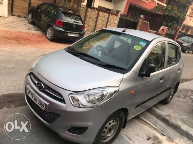  Hyundai I10 cng  Kms