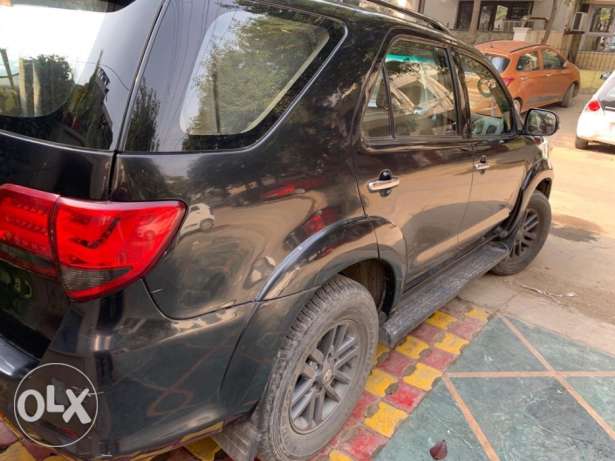 Toyota Fortuner 4X2 AT automatic  Kms Delhi