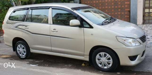 Toyota Innova 2.5 Gx 7 Str Bs-iii, , Diesel