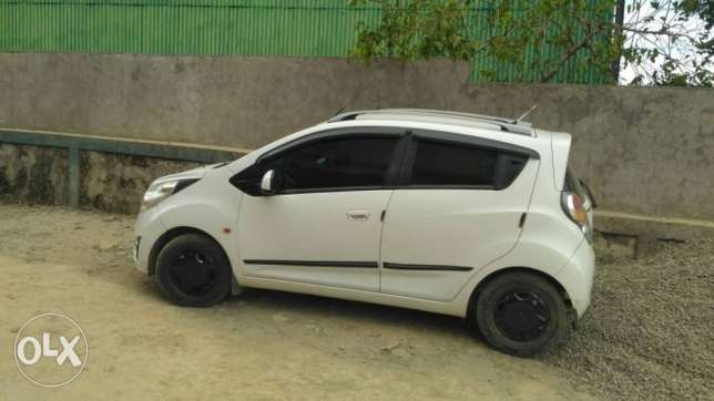  Chevrolet Beat petrol  Kms