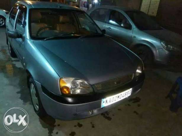  Ford Ikon petrol  Kms