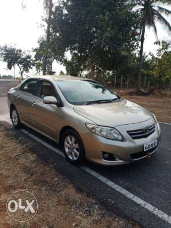  Toyota Corolla Altis 1.8G Topend petrol  Kms
