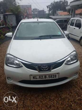 Toyota Etios V, , Petrol