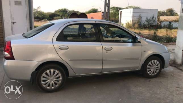  Toyota Etios diesel  Kms