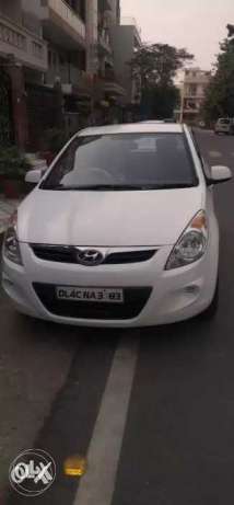 Hyundai I20 petrol single owner  Kms service record