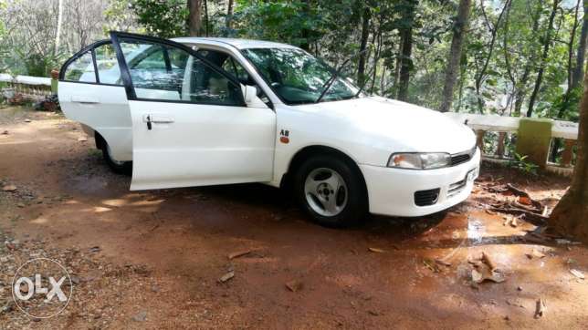  Mitsubishi Lancer diesel  Kms