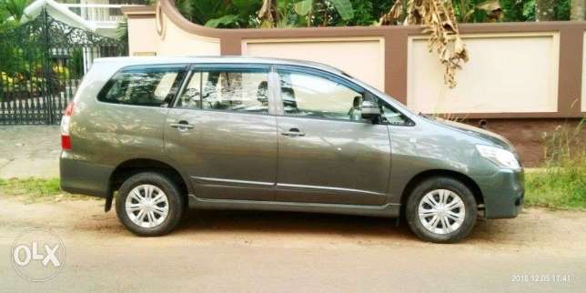 Toyota Innova 2.5 Gx Bs Iv 8 Str, , Diesel