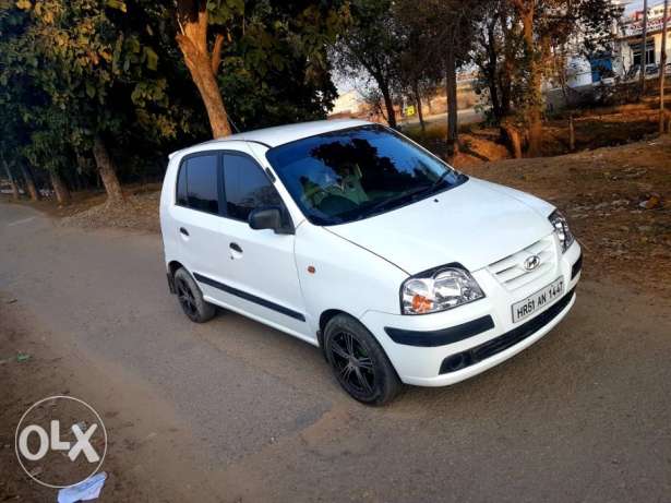  Hyundai Santro Xing cng  Kms