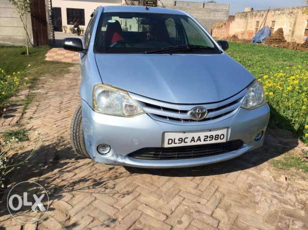  Toyota Etios Liva diesel  Kms