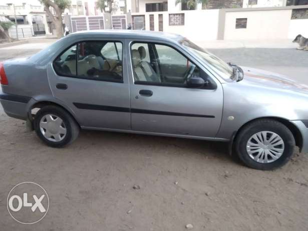  Ford Ikon petrol  Kms